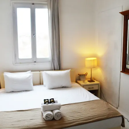 Hotel Suites 2*