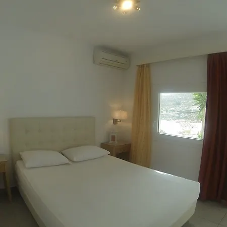 Suites 2*